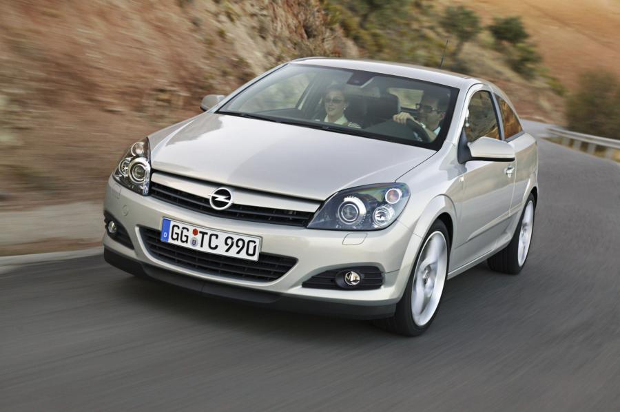  Opel Astra GTC 2005 года  (фото 88 из 212)